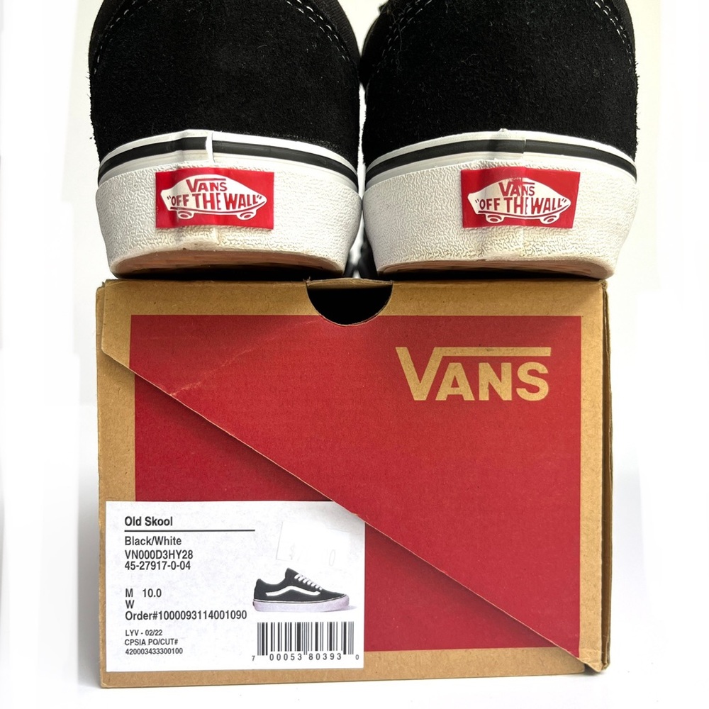 Vans Classic Old Skool | Tennis Shoes - Picture 9 of 14
